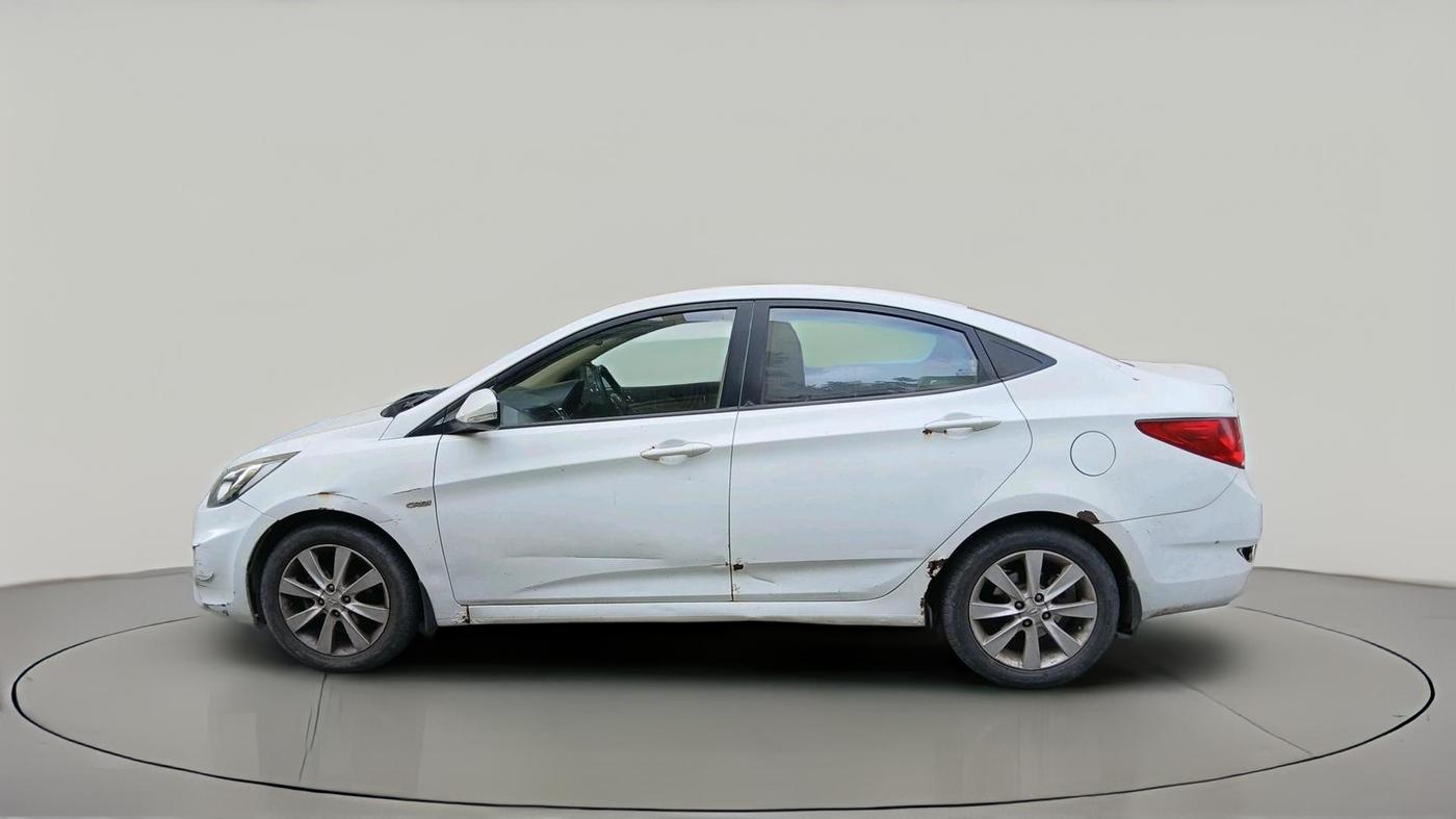 2013 Hyundai Verna FLUIDIC 1.6 CRDI SX, Diesel, Manual, 2,05,447 km, exterior