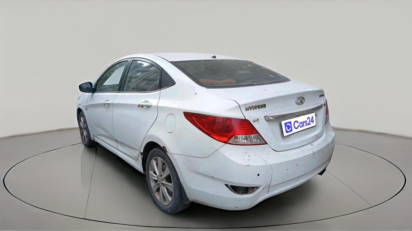 2013 Hyundai Verna FLUIDIC 1.6 CRDI SX, Diesel, Manual, 2,05,447 km, exterior