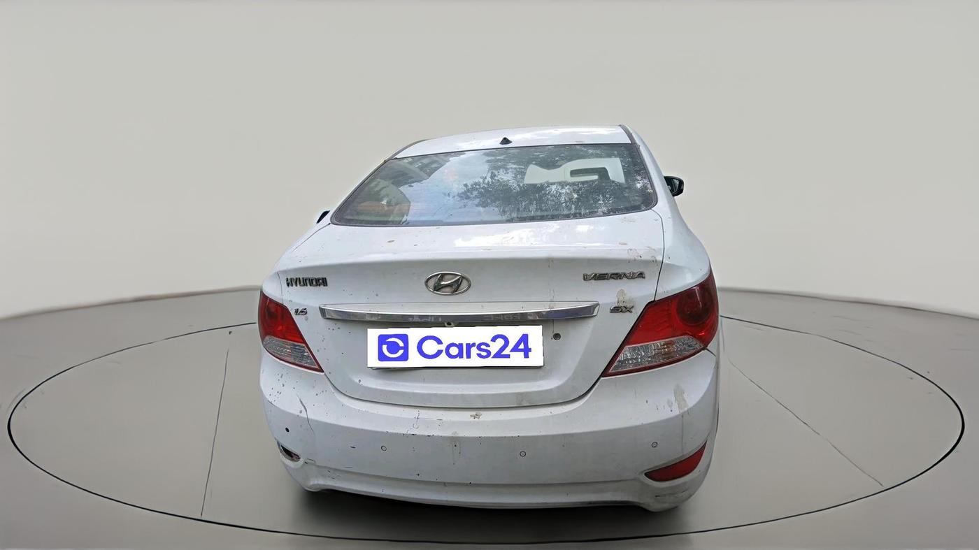 2013 Hyundai Verna FLUIDIC 1.6 CRDI SX, Diesel, Manual, 2,05,447 km, exterior