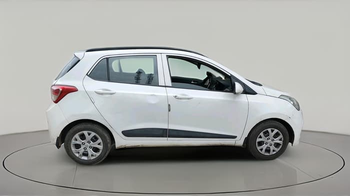 2016 Hyundai Grand i10 SPORTZ 1.2 KAPPA VTVT, Petrol, Manual, 84,616 km, exterior