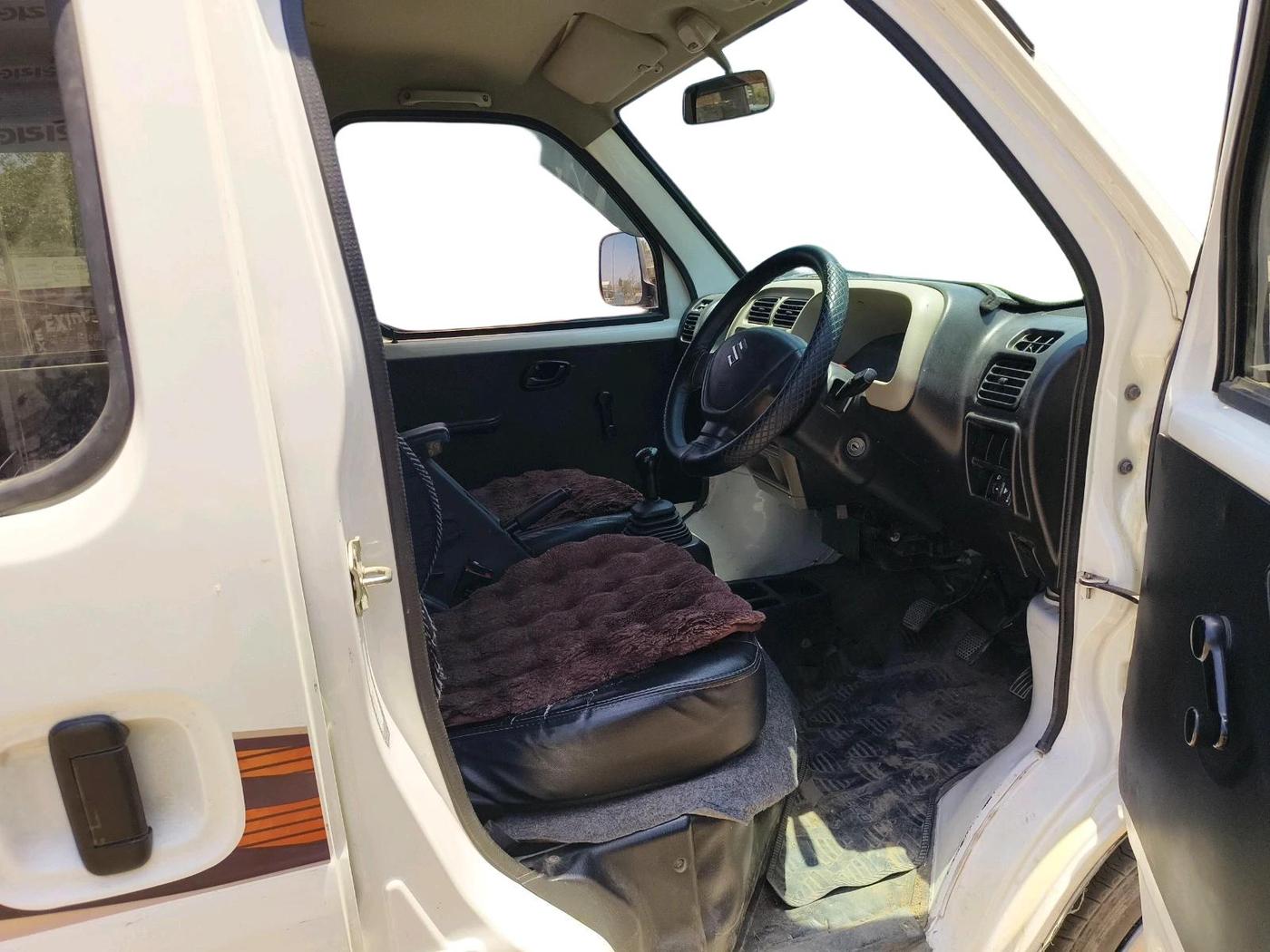2021 Maruti Eeco 5 STR WITH A/C+HTR, CNG, Manual, 87,972 km, interior