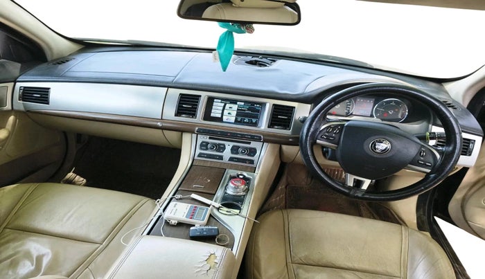 2014 Jaguar XF 2.2 DIESEL, Diesel, Automatic, 90,891 km, interior