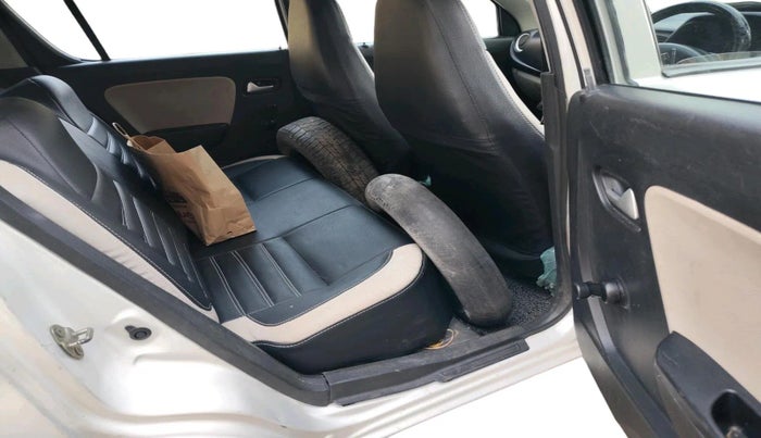 2020 Maruti Alto LXI, CNG, Manual, 70,158 km, interior