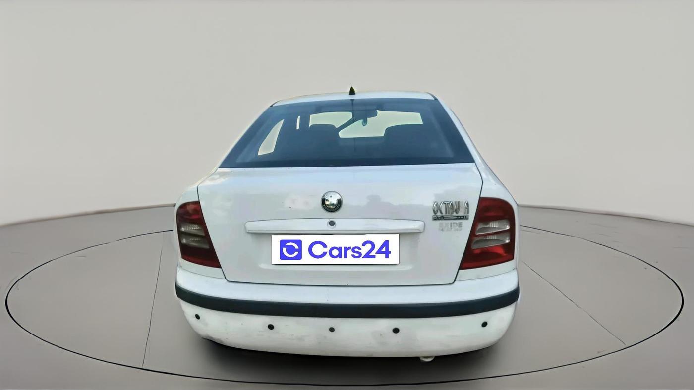 2007 Skoda Octavia AMBIENTE 1.9 TDI, Diesel, Manual, 1,36,512 km, exterior