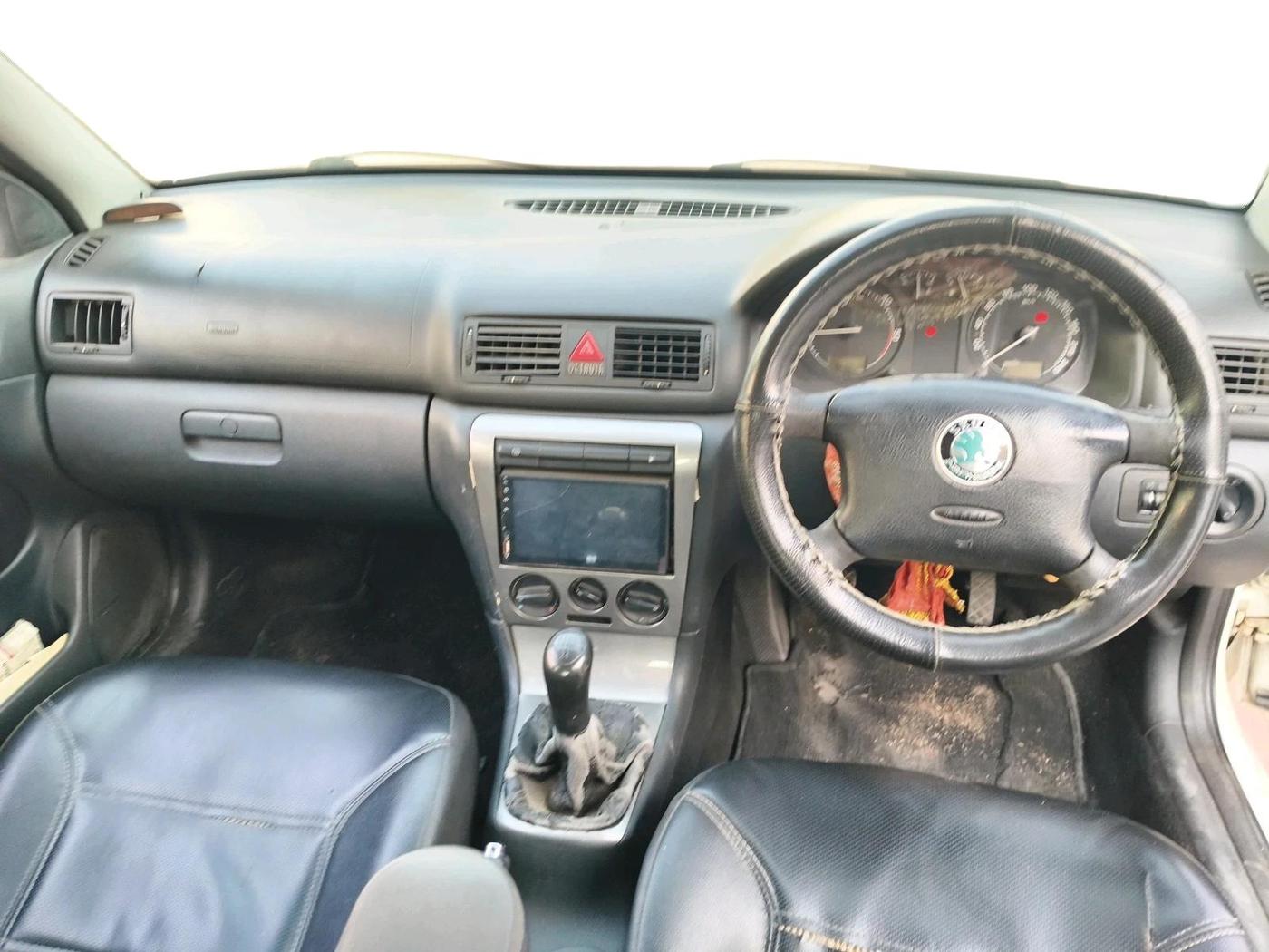 2007 Skoda Octavia AMBIENTE 1.9 TDI, Diesel, Manual, 1,36,512 km, interior