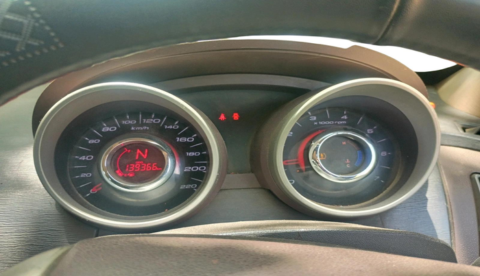 2012 Mahindra XUV500 W6, Diesel, Manual, 1,39,366 km, interior