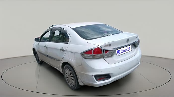 2015 Maruti Ciaz VDI +, Diesel, Manual, 1,31,417 km, exterior