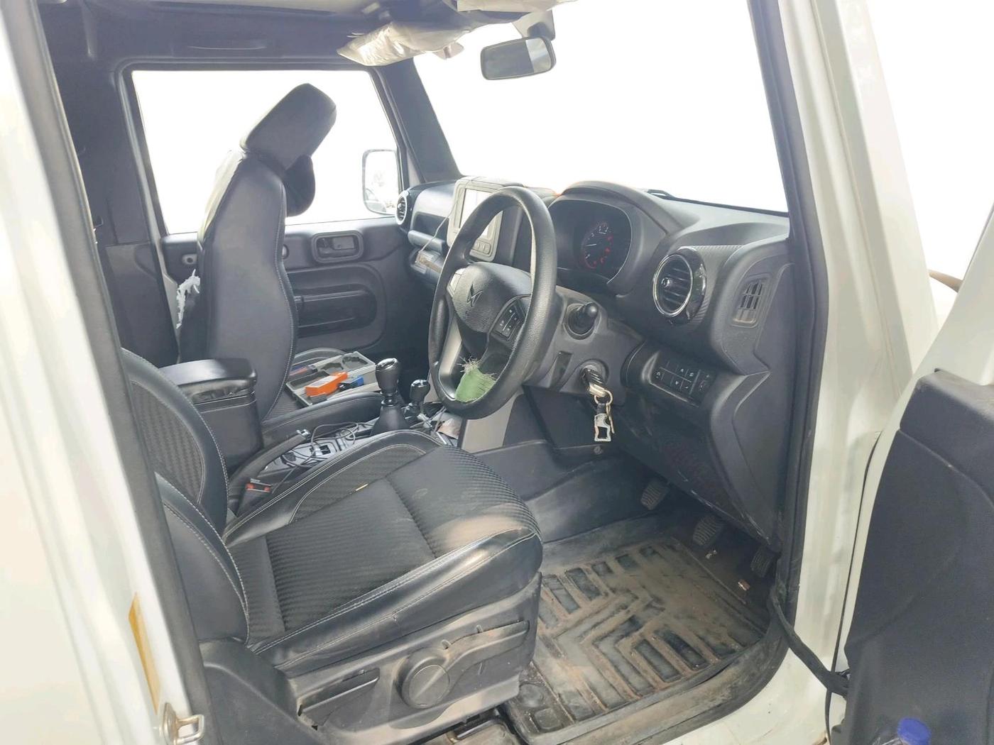 2024 Mahindra Thar LX HARD TOP 4WD MT, Diesel, Manual, 39,331 km, interior