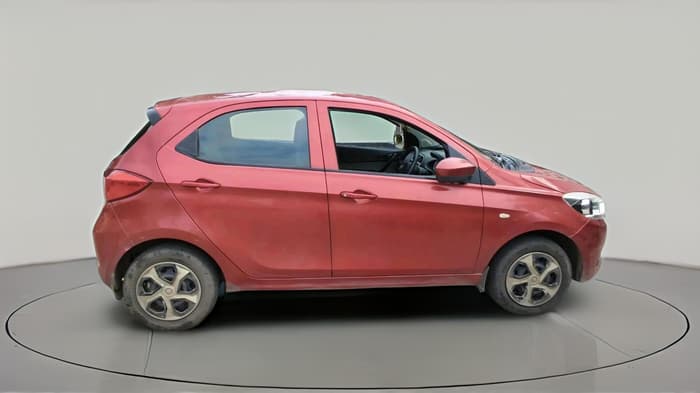 2017 Tata Tiago XTA PETROL, Petrol, Automatic, 67,941 km, exterior