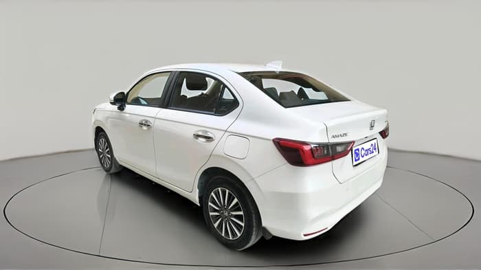 2026 Honda Amaze ZX 1.2 Petrol CVT, Petrol, Automatic, 4,707 km, exterior
