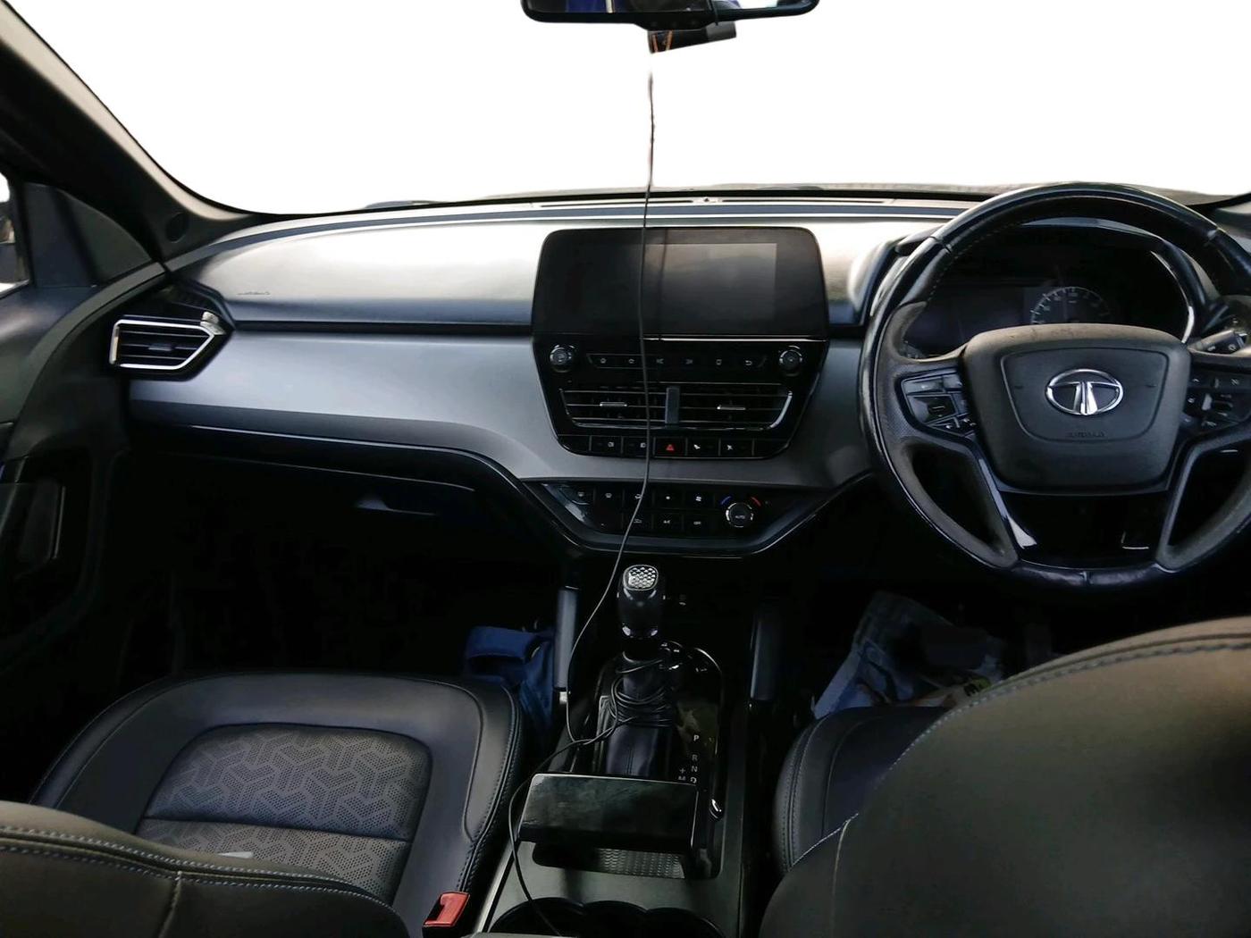 2022 Tata Harrier XZA PLUS 2.0L DARK EDITION, Diesel, Automatic, 81,658 km, interior