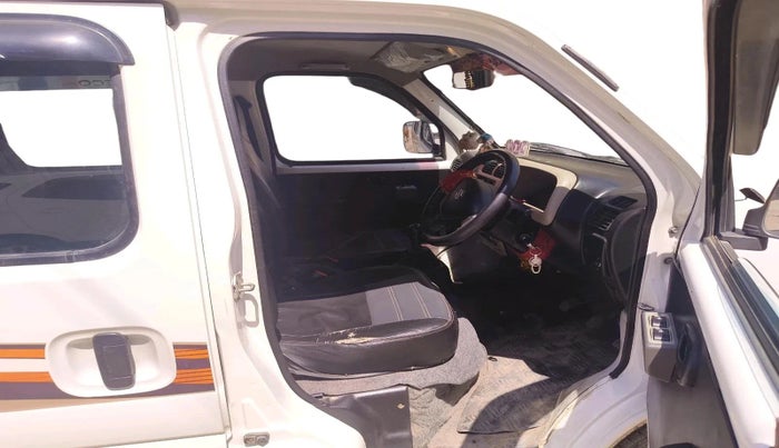 2021 Maruti Eeco 5 STR WITH A/C+HTR, Petrol, Manual, 79,525 km, interior