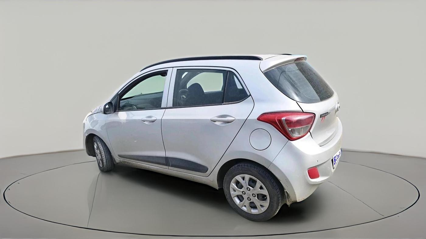 2016 Hyundai Grand i10 SPORTZ 1.2 KAPPA VTVT, Petrol, Manual, 70,588 km, exterior
