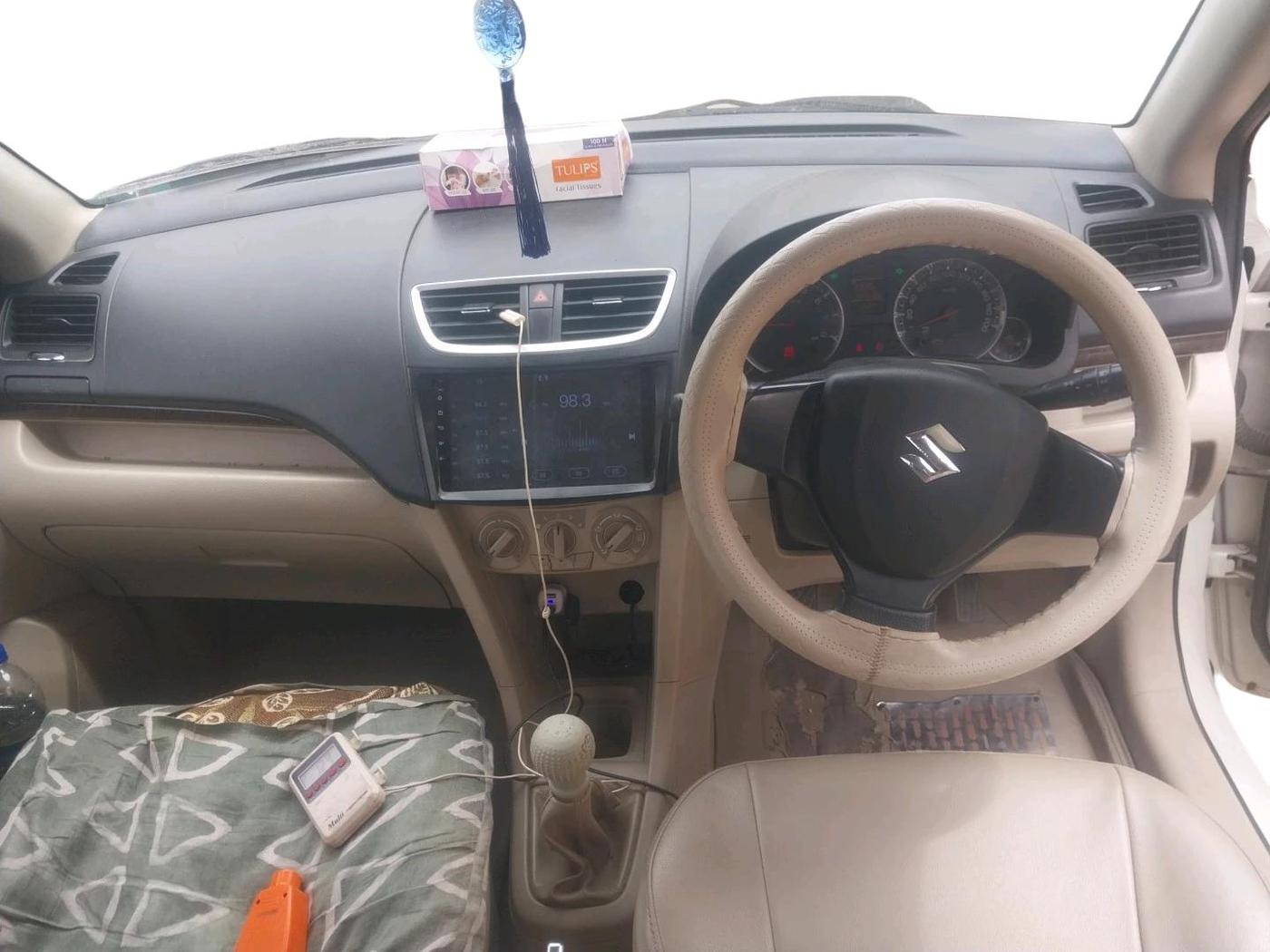 2014 Maruti Swift Dzire VXI, CNG, Manual, 1,04,310 km, interior