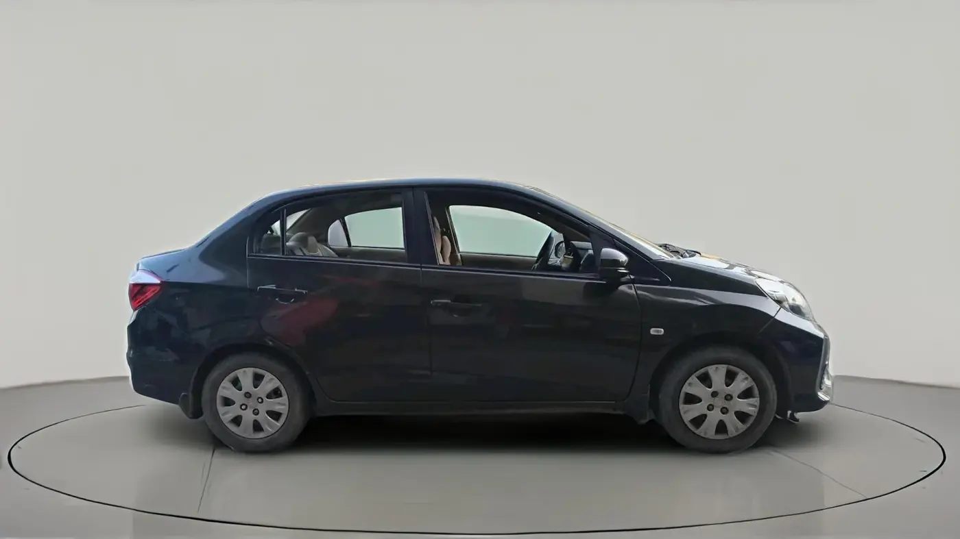 2017 Honda Amaze 1.2L I-VTEC S, Petrol, Manual, 1,28,194 km, exterior