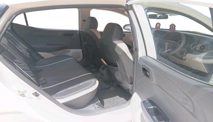 2022 Hyundai AURA S 1.2 CNG, CNG, Manual, 58,079 km, interior