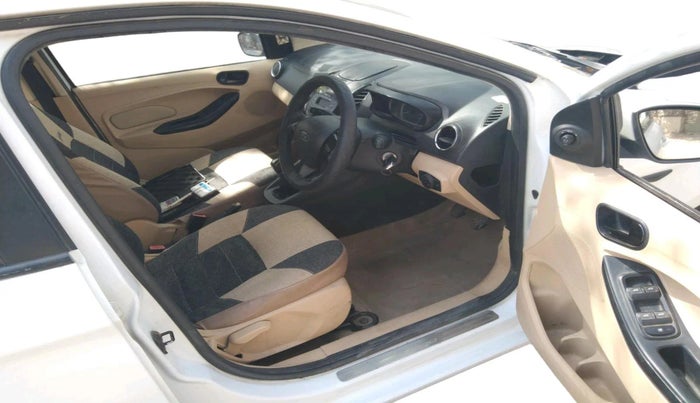 2017 Ford Figo Aspire TITANIUM 1.2 PETROL, Petrol, Manual, 68,988 km, interior