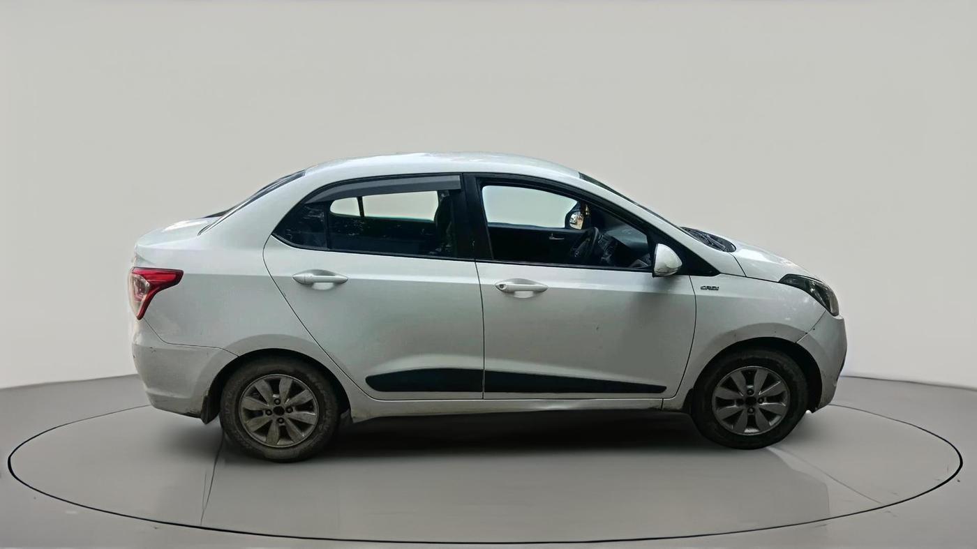 2016 Hyundai Xcent SX 1.1 CRDI, Diesel, Manual, 2,15,824 km, exterior