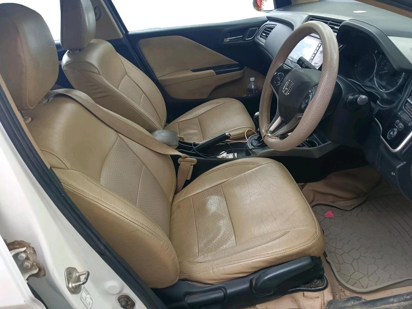 2022 Honda City 1.5L I-VTEC V MT 4TH GEN, CNG, Manual, 1,24,332 km, interior