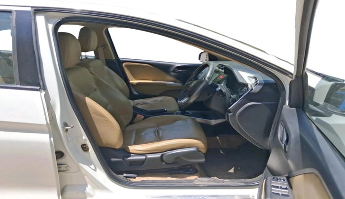 2015 Honda City 1.5L I-DTEC VX, Diesel, Manual, 1,43,571 km, interior