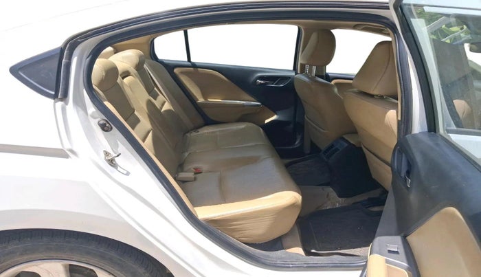 2015 Honda City 1.5L I-DTEC VX, Diesel, Manual, 1,43,571 km, interior