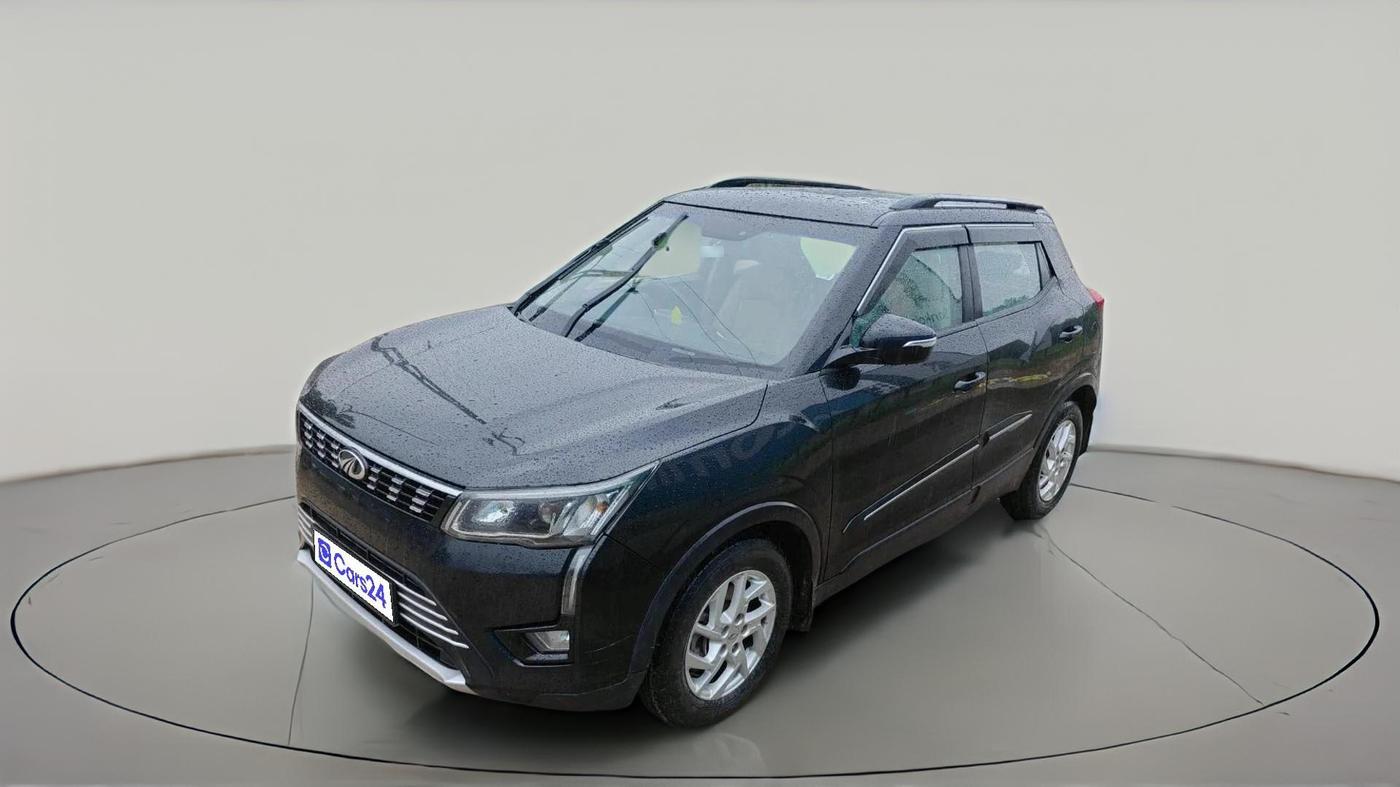 2022 Mahindra XUV300 W8 1.5 DIESEL, Diesel, Manual, 81,808 km, exterior