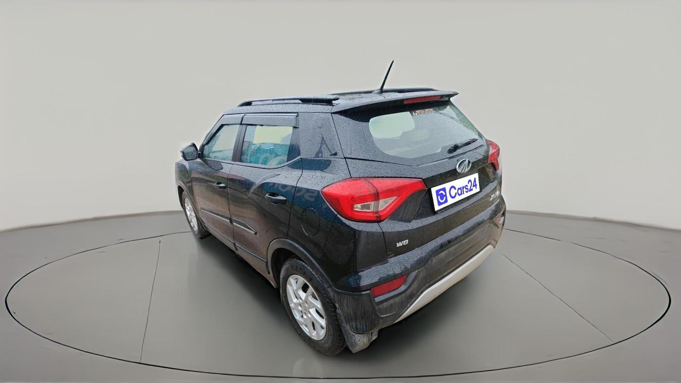 2022 Mahindra XUV300 W8 1.5 DIESEL, Diesel, Manual, 81,808 km, exterior