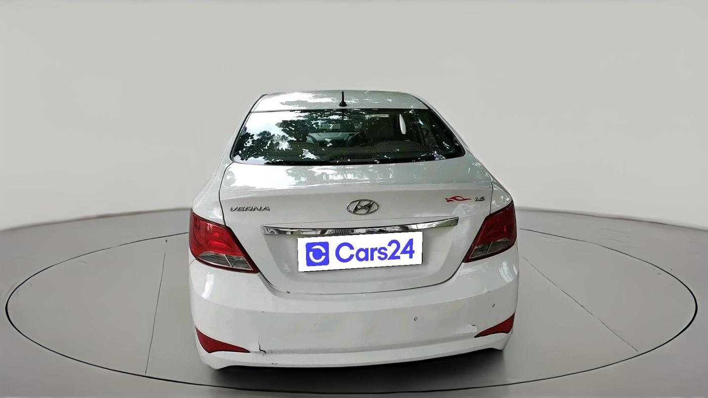 2015 Hyundai Verna FLUIDIC 4S 1.6 VTVT S, Petrol, Manual, 1,05,138 km, exterior
