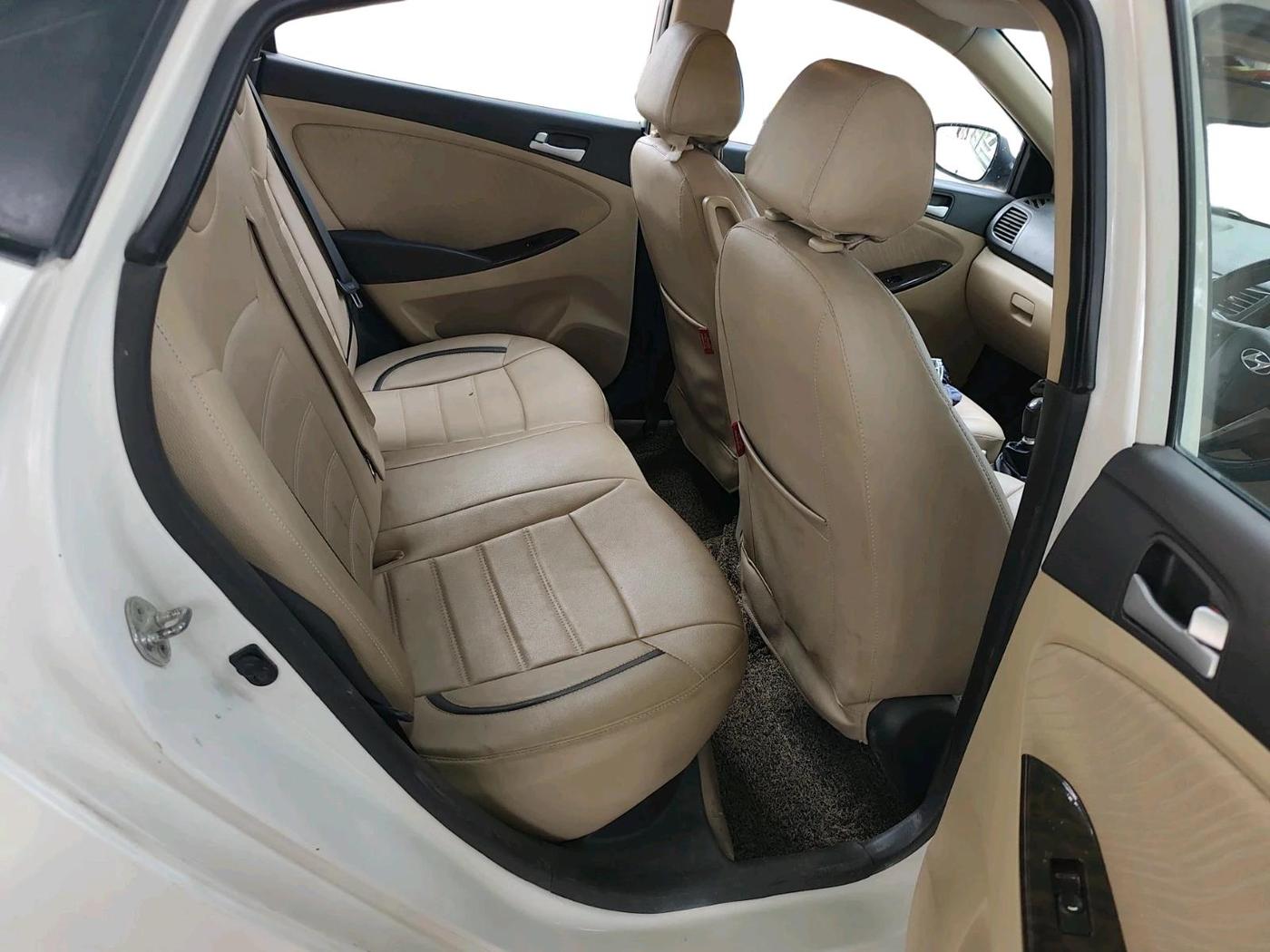2015 Hyundai Verna FLUIDIC 4S 1.6 VTVT S, Petrol, Manual, 1,05,138 km, interior