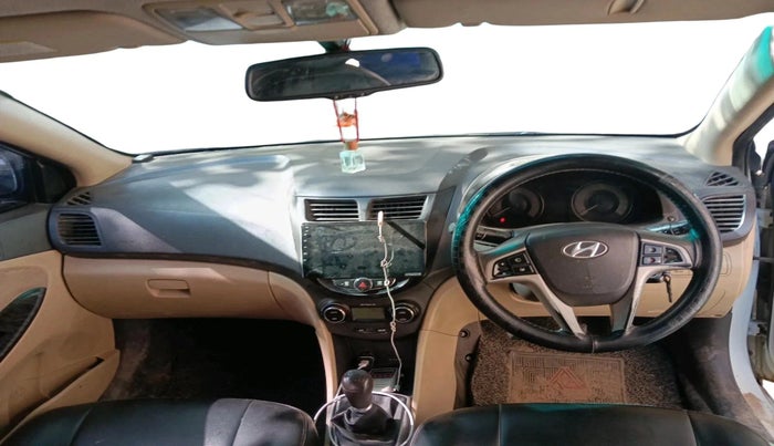 2011 Hyundai Verna FLUIDIC 1.6 CRDI SX, Diesel, Manual, 1,16,074 km, interior