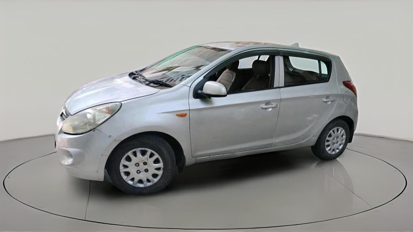 2011 Hyundai i20 MAGNA 1.2, CNG, Manual, 1,10,727 km, exterior