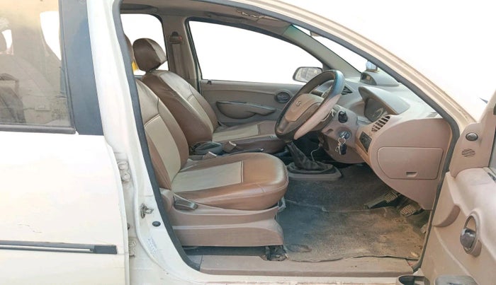 2011 Mahindra Xylo E4, Diesel, Manual, 1,25,516 km, interior