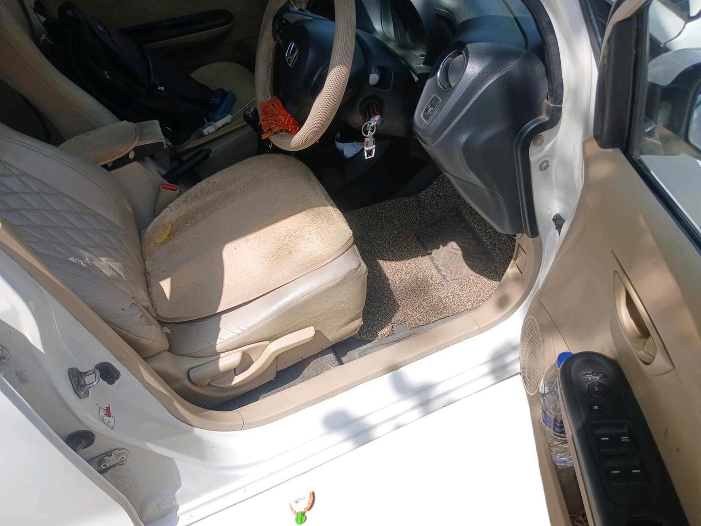 2014 Honda Amaze 1.2L I-VTEC S, Petrol, Manual, 88,162 km, interior