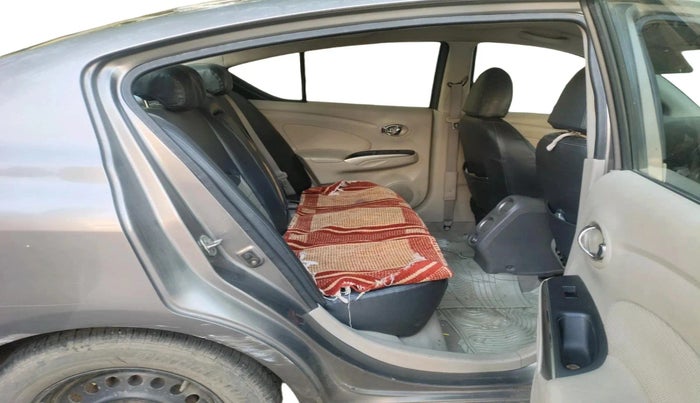 2011 Nissan Sunny XV PETROL, Petrol, Manual, 82,130 km, interior