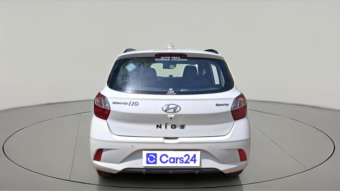 2022 Hyundai GRAND I10 NIOS SPORTZ 1.2 KAPPA VTVT CNG, CNG, Manual, 98,157 km, exterior