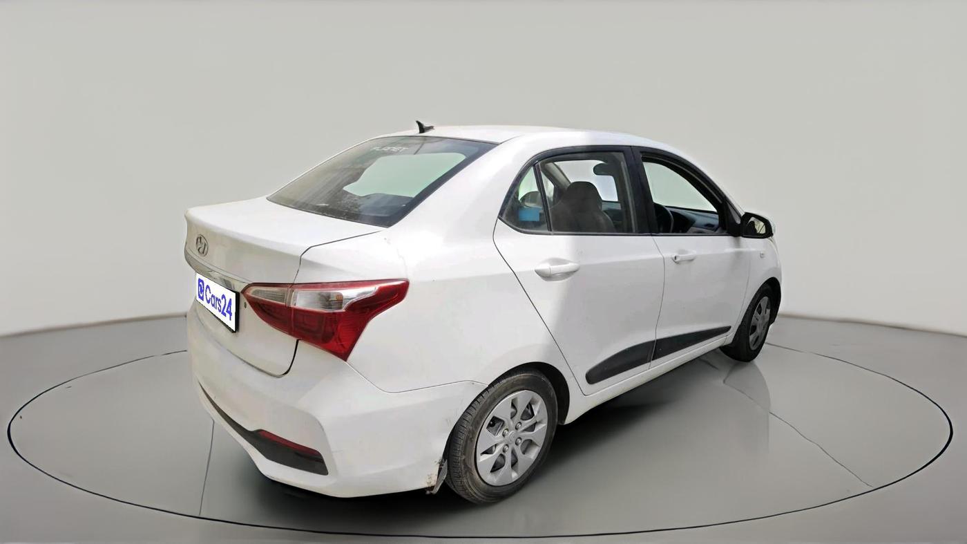 2018 Hyundai Xcent E+, CNG, Manual, 82,589 km, exterior
