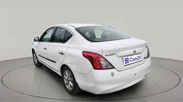 2014 Nissan Sunny XV DIESEL, Diesel, Manual, 1,70,421 km, exterior