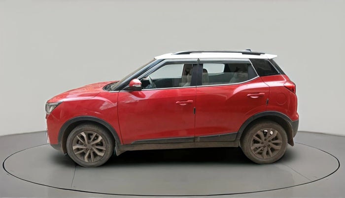 2021 Mahindra XUV300 W8 (O) 1.5 DIESEL, Diesel, Manual, 93,000 km, exterior