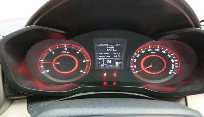 2021 Mahindra XUV300 W8 (O) 1.5 DIESEL, Diesel, Manual, 93,000 km, interior