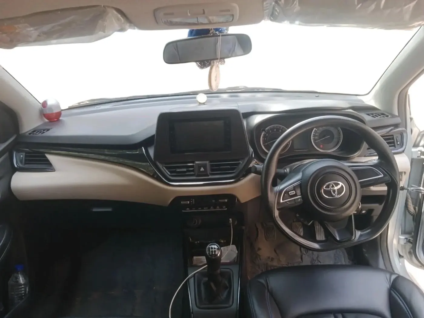 2022 Toyota Glanza S, Petrol, Manual, 42,719 km, interior