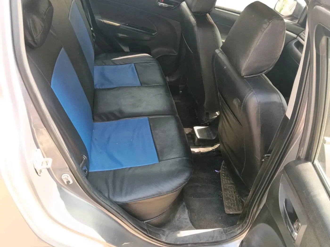 2016 Maruti Swift VXI, Petrol, Manual, 1,71,430 km, interior