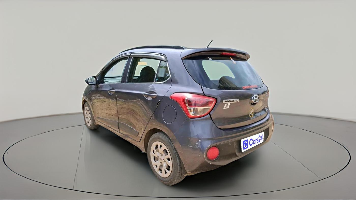 2018 Hyundai Grand i10 SPORTZ 1.2 KAPPA VTVT, CNG, Manual, 1,27,475 km, exterior