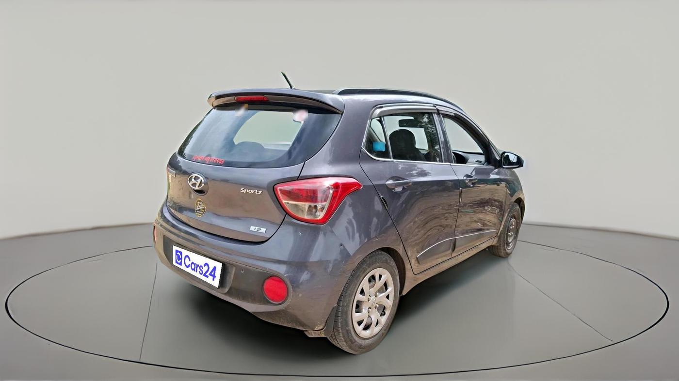 2018 Hyundai Grand i10 SPORTZ 1.2 KAPPA VTVT, CNG, Manual, 1,27,475 km, exterior