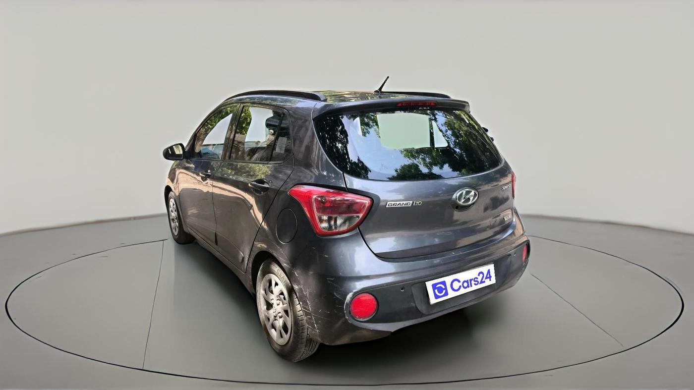 2017 Hyundai Grand i10 SPORTZ (O) 1.2 KAPPA VTVT, Petrol, Manual, 75,750 km, exterior