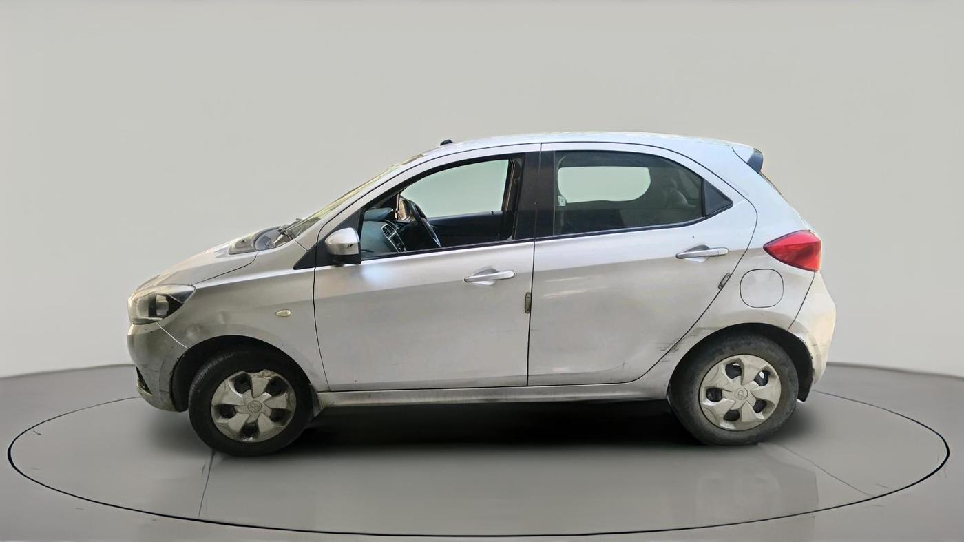 2016 Tata Tiago XT PETROL, Petrol, Manual, 69,100 km, exterior