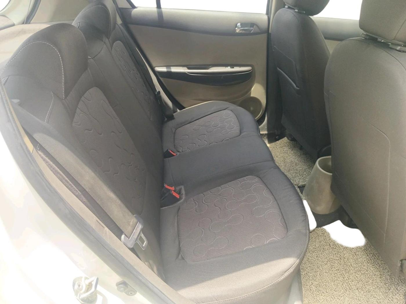2012 Hyundai i20 MAGNA 1.4 CRDI, Diesel, Manual, 1,53,107 km, interior