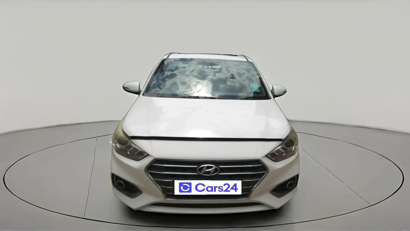 2017 Hyundai Verna 1.6 CRDI SX + AT, Diesel, Automatic, 95,000 km, exterior