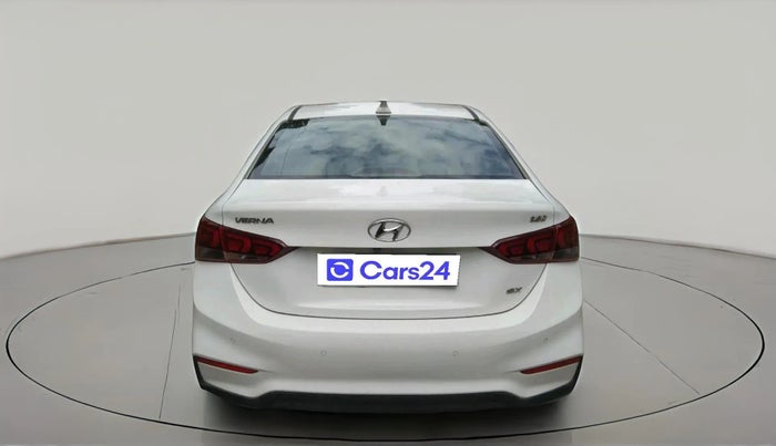 2017 Hyundai Verna 1.6 CRDI SX + AT, Diesel, Automatic, 93,975 km, exterior