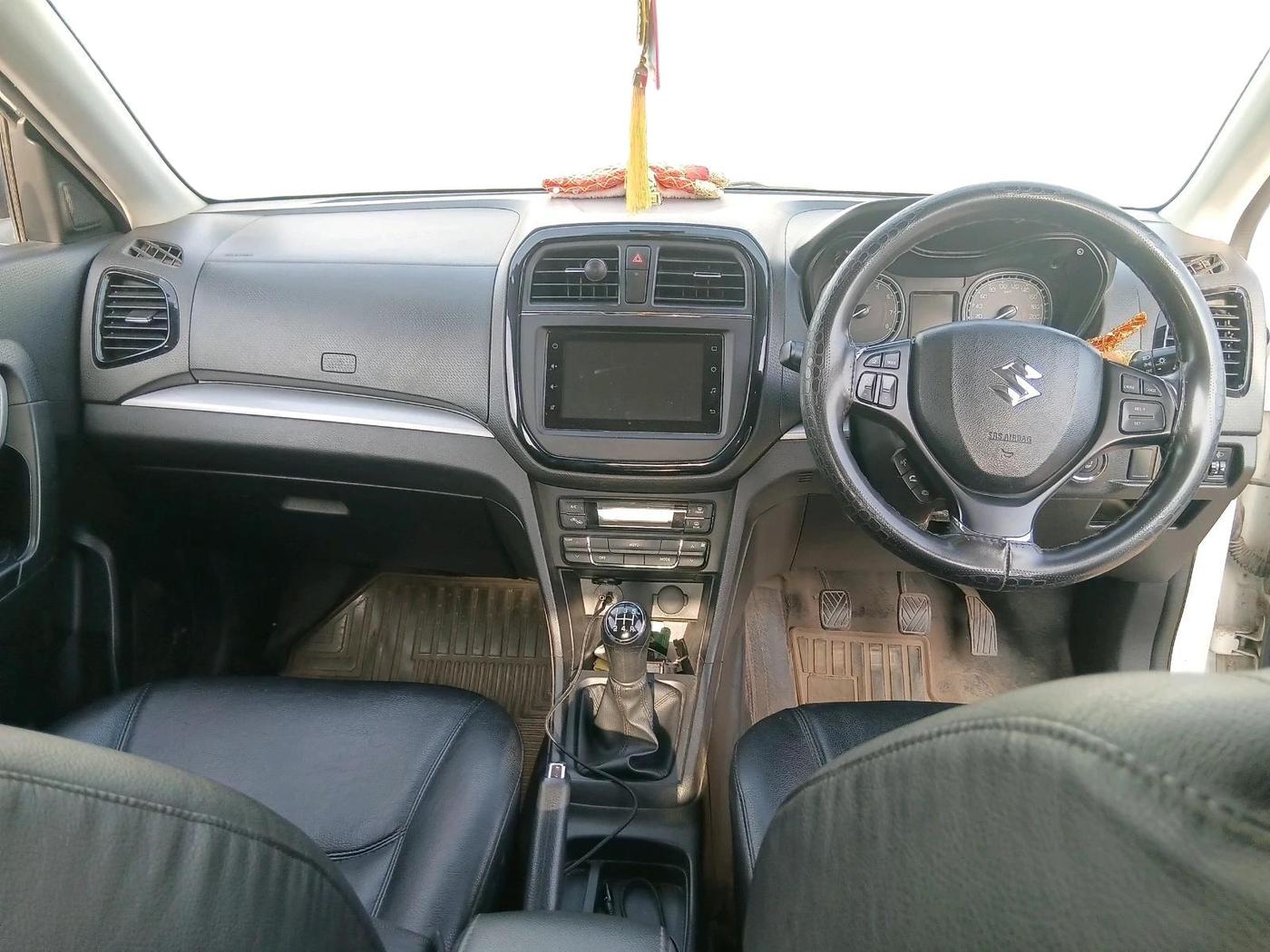 2021 Maruti Vitara Brezza ZXI, Petrol, Manual, 40,374 km, interior