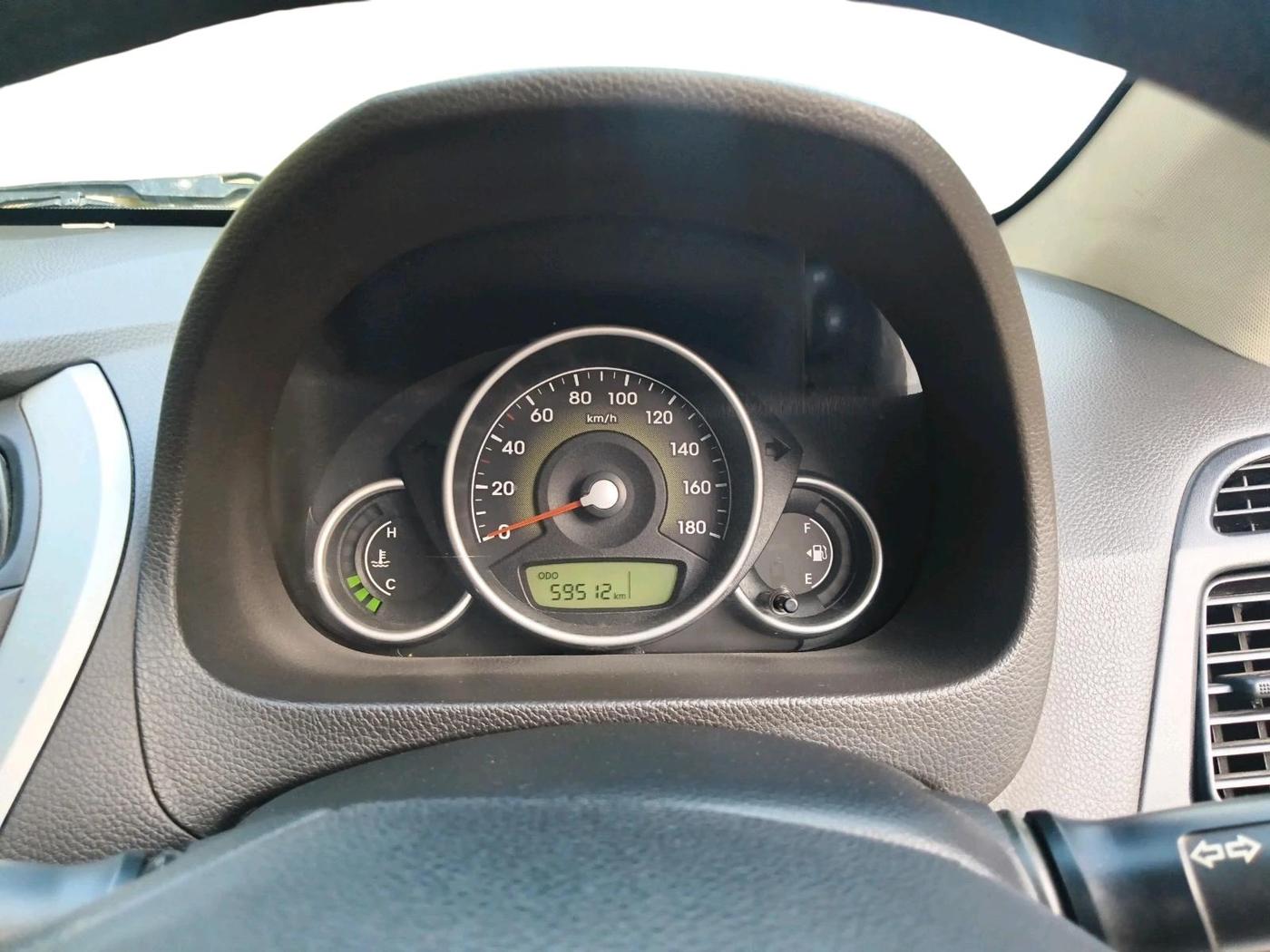 2012 Hyundai Eon MAGNA +, Petrol, Manual, 59,512 km, interior